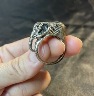 Vintage Bali Style 3D Elephant Animal Statement Ring Heavy Silver Tone Sz9